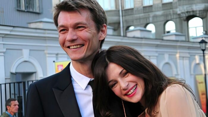 Оксана Фандера старается ни в чем не ограничивать мужа. 