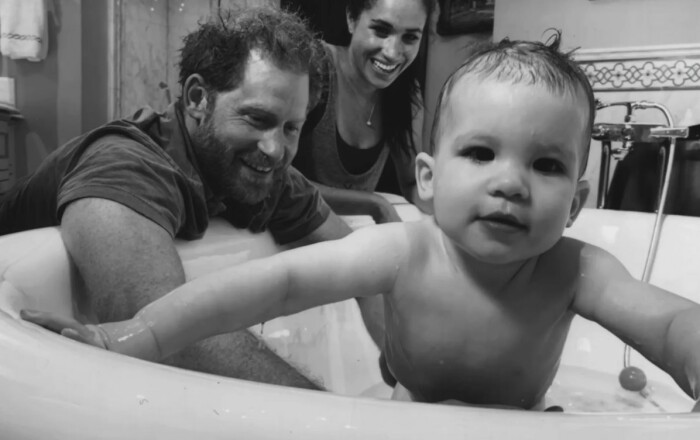 Меган Маркл и Принц Гарри живут на собственном обеспечении. 