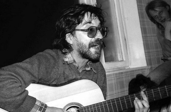 Юрий Шевчук всегда выражал своё мнение открыто. / Фото: ru.pinterest.com