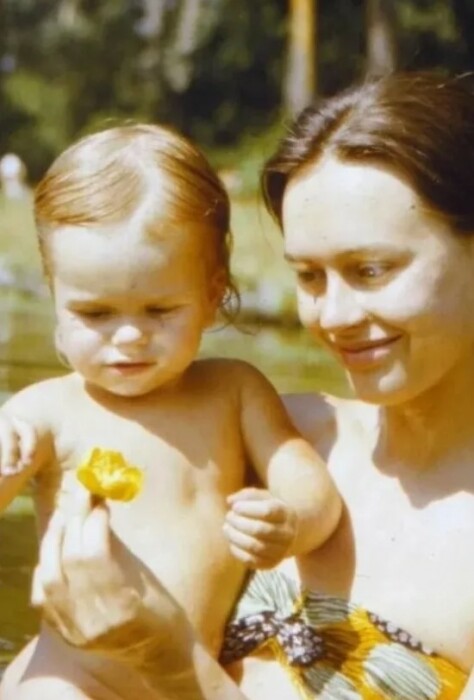 Ирина Безрукова с сыном Андреем Ливановым.