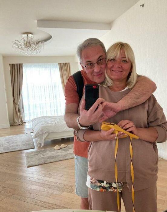 Андрей Норкин с новой супругой. / Фото: news.myseldon.com Андрей Норкин с новой супругой. / Фото: news.myseldon.com