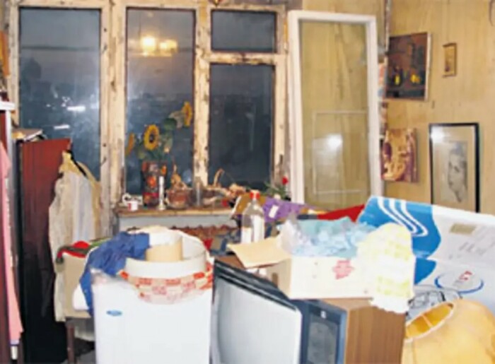 Квартира Тамары Носовой завалена вещами с помойки. 