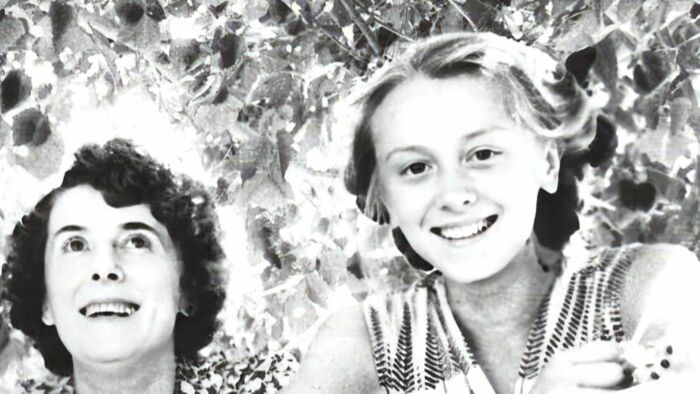 Маргарита Терехова считалась самой красивой девочкой во дворе. 