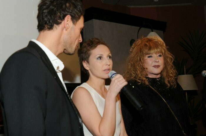 Ирина Миронова прекратила общение с Савиным по просьбе Примадонны.