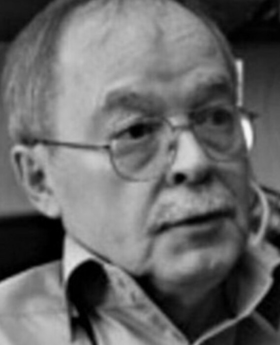 Юрий Лукачер умер в одиночестве. Юрий Лукачер умер в одиночестве.