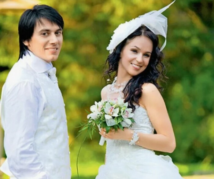 Ирина Медведева с певцом Русланом Алехно. Ирина Медведева с певцом Русланом Алехно.