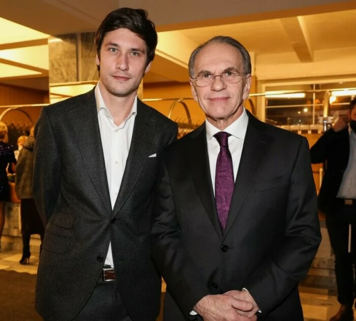 Владимир Гуськов с отцом Алексеем Гуськовым. 