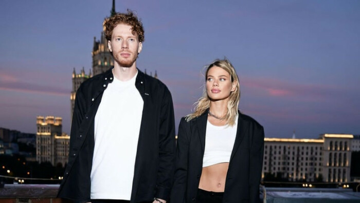 Никита Пресняков влюбился в школьницу Алену Краснову. Никита Пресняков влюбился в школьницу Алену Краснову.