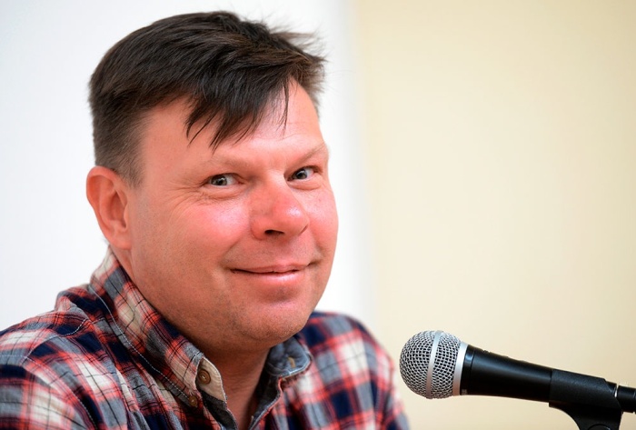  Андрей Бочаров откровенно недоволен поведением коллеги. / Фото: rg.ru