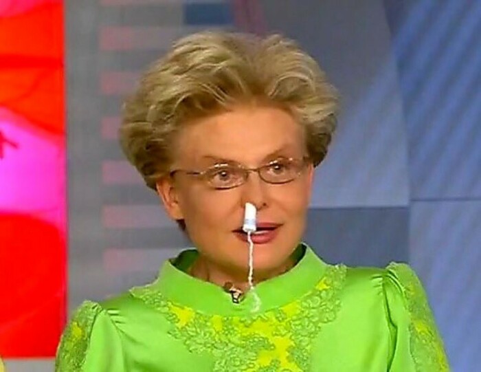 Елену Малышеву нередко критикую за абсурдность её передачи. Елену Малышеву нередко критикую за абсурдность её передачи.