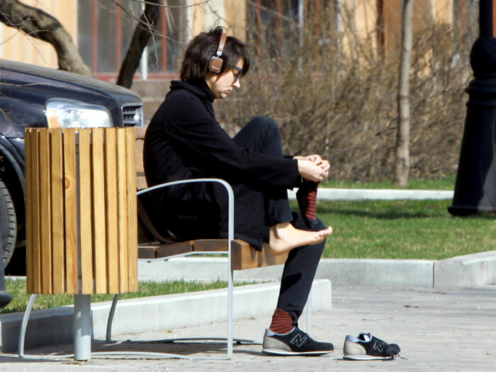 Певица Земфира живет во Франции. Певица Земфира живет во Франции.