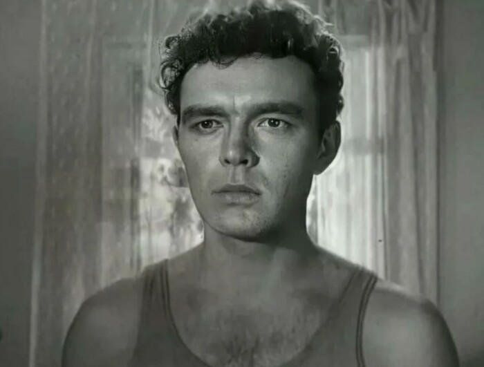 Георгий Епифанцев родом из Керчи. Георгий Епифанцев родом из Керчи.