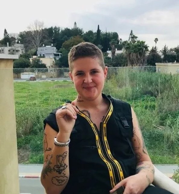 Даниэлле Калманович 27 лет. Даниэлле Калманович 27 лет.