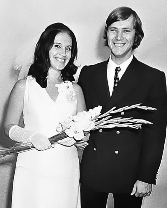 Надежда Бабкина и Владимир Заседателев. Надежда Бабкина и Владимир Заседателев.