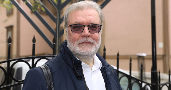 У Владимира Симонова проблемы со здоровьем.