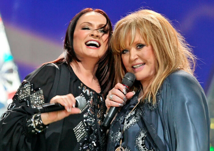 София Ротару и Алла Пугачева, 2009 год.