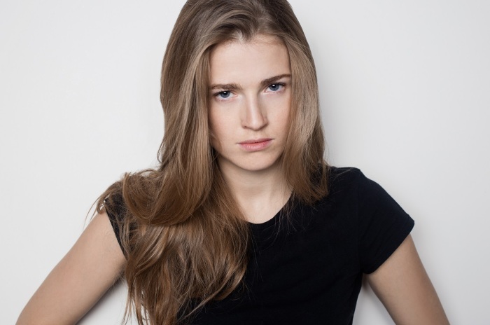 Софья Эрнст не захотела идти по стопам отца. Софья Эрнст не захотела идти по стопам отца.