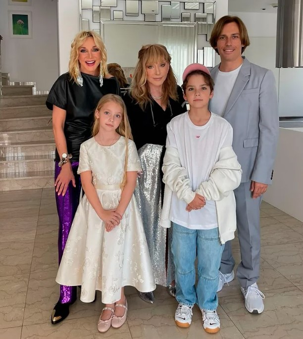 Алла-Виктория считает, что дети Пугачёвой и Галкина несчастны. 