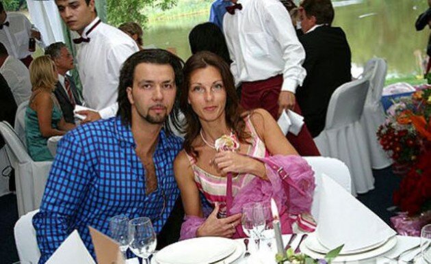 Денис Клявер со второй женой, Юлией. 