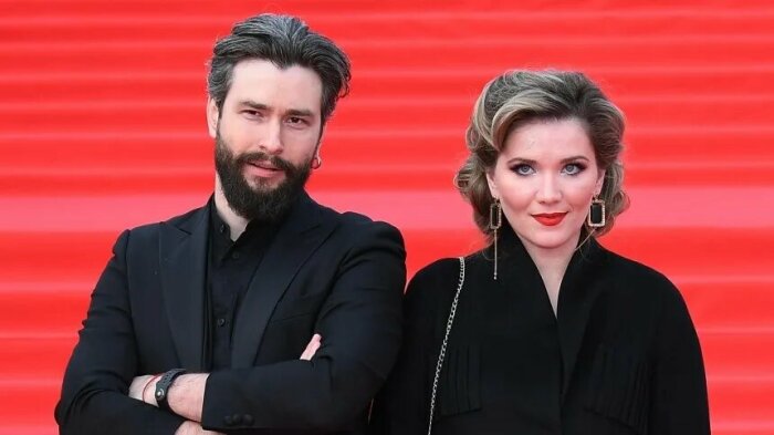 Анастасия Веденская и Максим Онищенко.