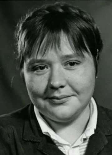 В начале 80-х Татьяна стала студенткой театрального вуза. В начале 80-х Татьяна стала студенткой театрального вуза.