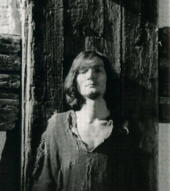 Александр Трофимов получил диплом профессионального актера в 1974 году. Александр Трофимов получил диплом профессионального актера в 1974 году.