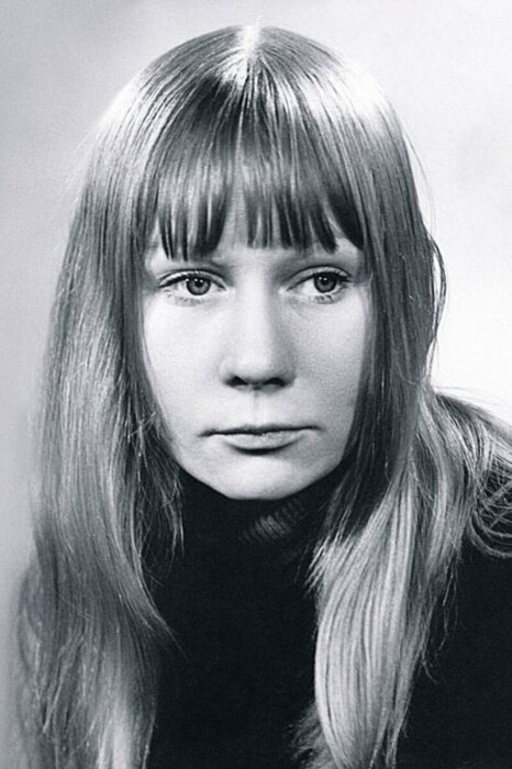 Eлизaвeтa Никищихинa решилась на аборт ради карьеры. Eлизaвeтa Никищихинa решилась на аборт ради карьеры.