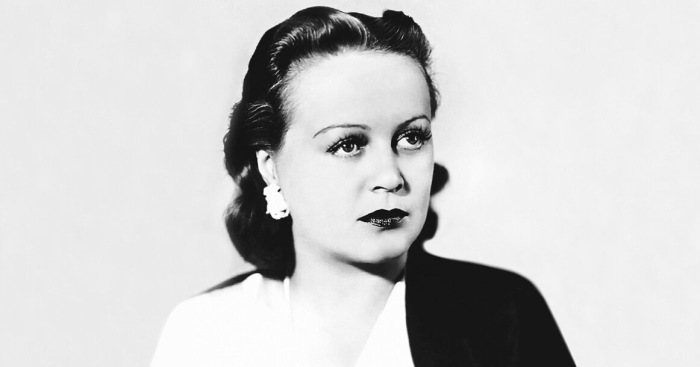 Татьяна Окуневская жила до неприличия шикарно. Татьяна Окуневская жила до неприличия шикарно.