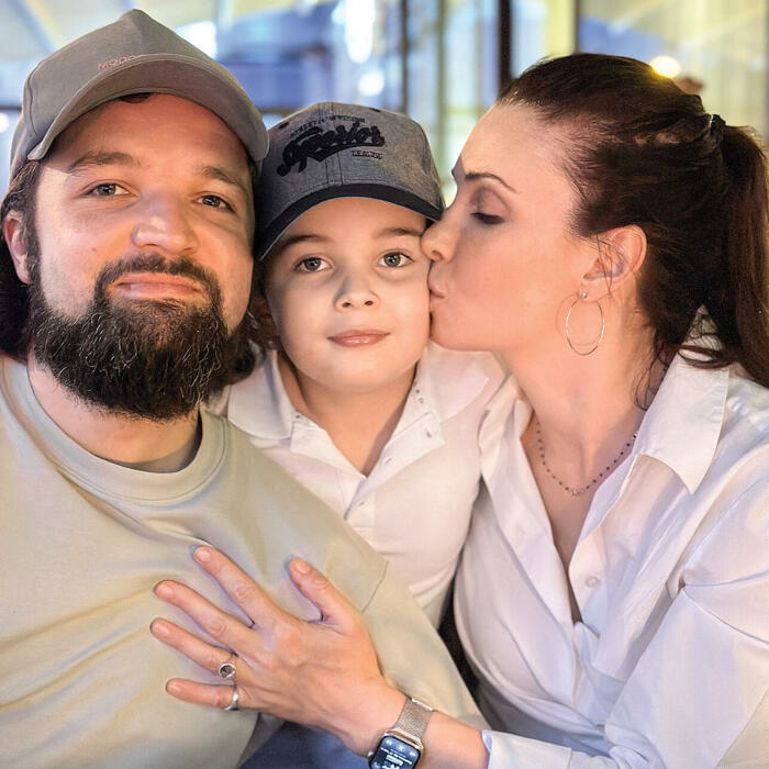 Александра Урсуляк родила скрипачу сына.