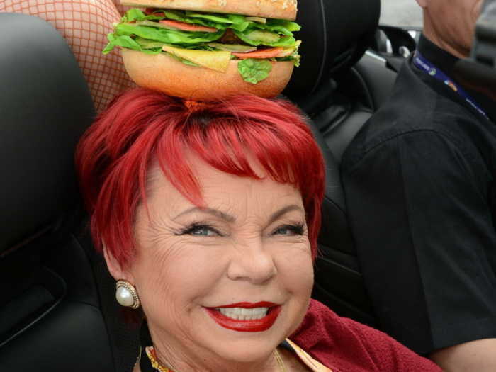 Людмила Порывай утверждает, что никогда не делала пластику. 