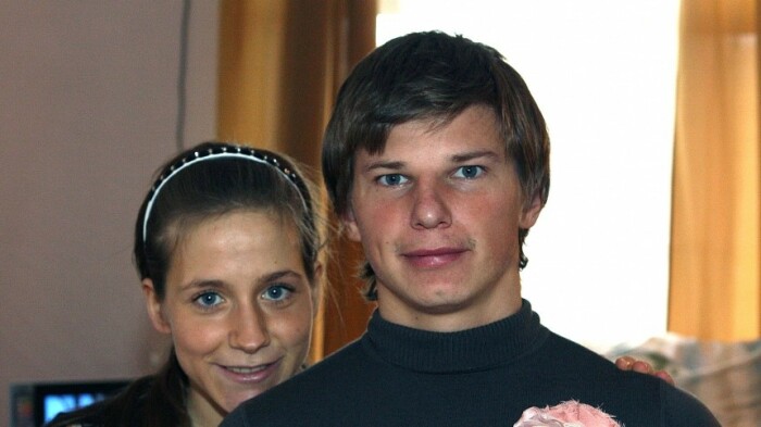 Юлия Барановская познакомилась с Аршавиным в 2003 году. 