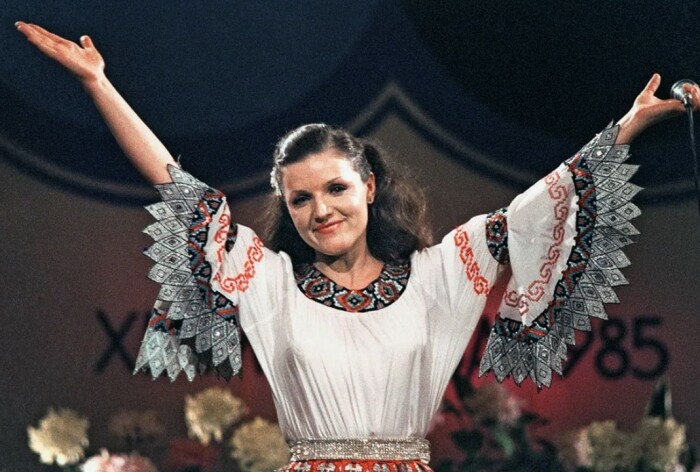 Надежда Чепрага в 70-е была звездой всесоюзного масштаба. Надежда Чепрага в 70-е была звездой всесоюзного масштаба.