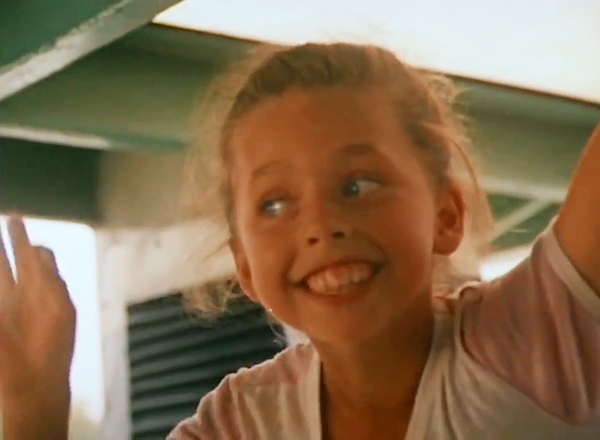 Юлия Космачёва с ранних лет работала на ТВ. 