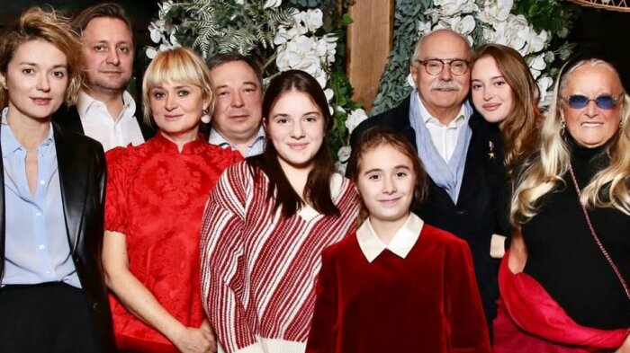 Большая семья Никиты Михалкова. Большая семья Никиты Михалкова.