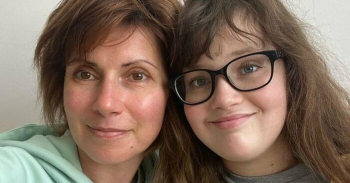 Светлана Зейналова с дочкой Сашей.