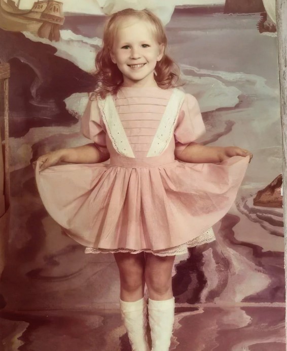 Ирина Медведева родилась в Бобруйске. Ирина Медведева родилась в Бобруйске.