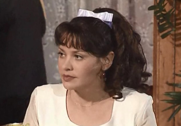 Анжелика Вольская в сериале "Две судьбы".