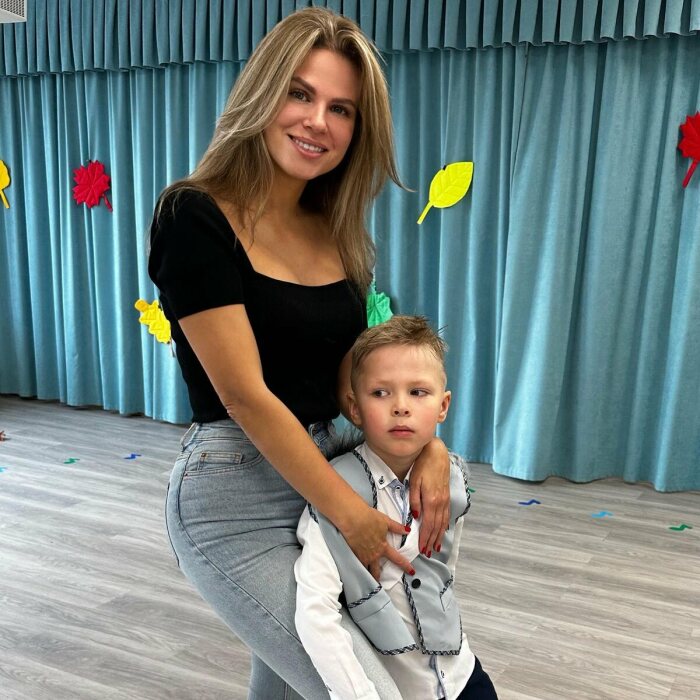 Со своим сыном Вадим Казаченко не общается. Со своим сыном Вадим Казаченко не общается.