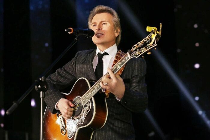 Александр Малинин на сцене. / Фото: culture.ru