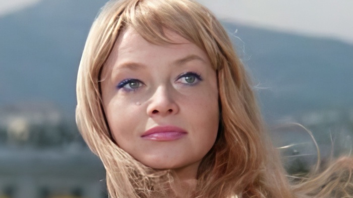 Юрий Чулюкин угрожал Наталье Кустинской ножом.