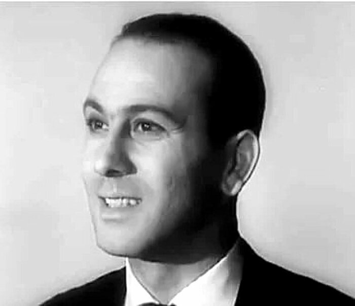 Бедрос Киркоров в молодости. Бедрос Киркоров в молодости.