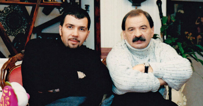 Денис Клявер с отцом Ильей Олейниковым. 