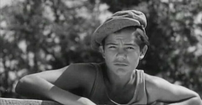 Борис Ясень, который сыграл Квакина, был первой любовью Екатерины. Борис Ясень, который сыграл Квакина, был первой любовью Екатерины.