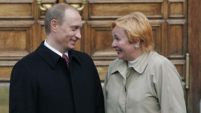 Владимир Путин и Людмила Шкребнева развелись в 2013 году. Владимир Путин и Людмила Шкребнева развелись в 2013 году.