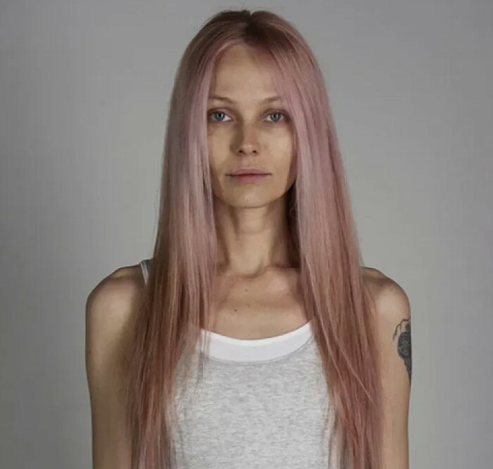 Юлия не вписала Децла в свидетельство о рождении сына. Юлия не вписала Децла в свидетельство о рождении сына.