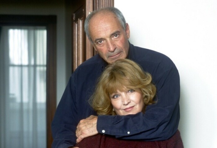 Ольга Остроумова моложе Валентина Гафта на 12 лет. Ольга Остроумова моложе Валентина Гафта на 12 лет.