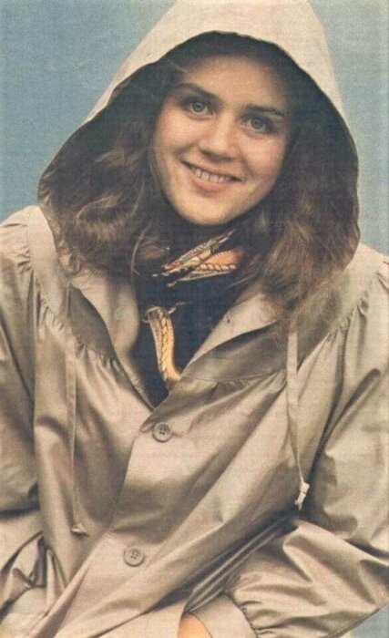 Янина Лисовская поступила сразу в 3 театральных вуза. Янина Лисовская поступила сразу в 3 театральных вуза.