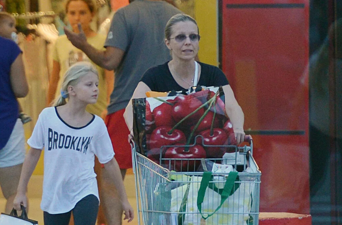 Наталья Ветлицкая с дочкой Ульяной. / Фото: nazametke.com