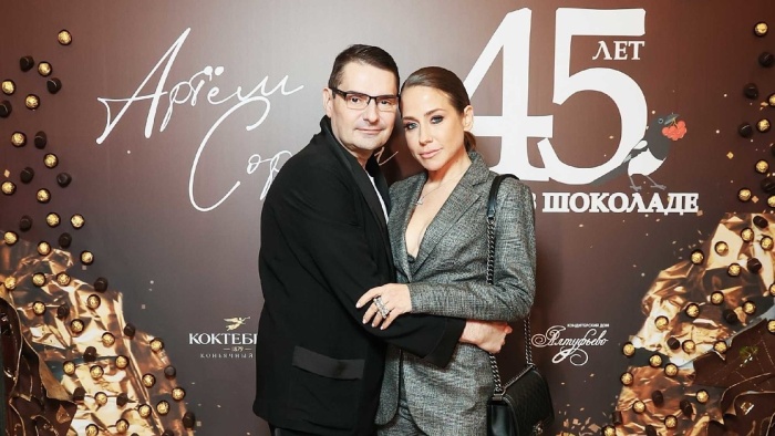 Юлия Барановская более 6 лет состоит в отношениях с Артемом Сорокиным.