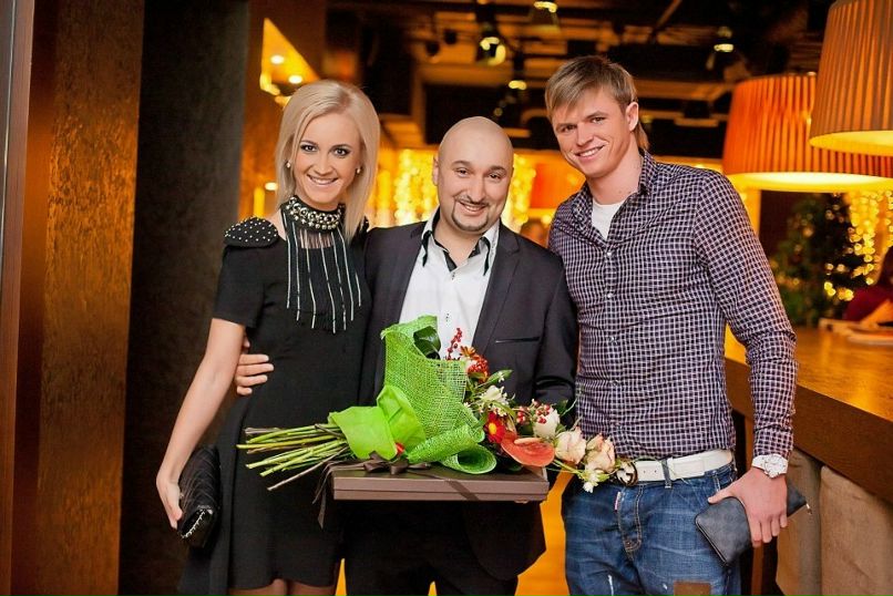 Арам Арчер, Ольга Бузова и Дмитрий Тарасов. Арам Арчер, Ольга Бузова и Дмитрий Тарасов.